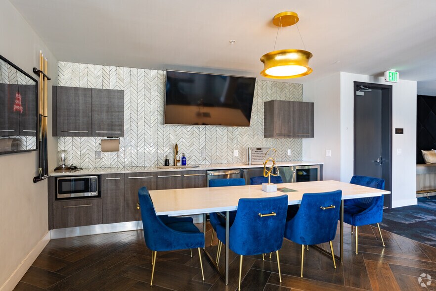 More Photos Of 2560 Welton St, Denver Coworking Space