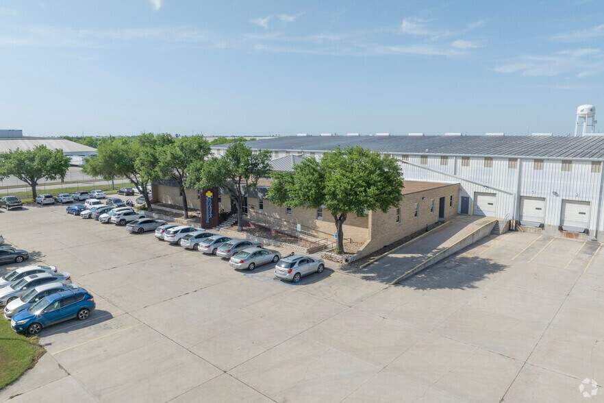 More Photos Of 3600 Formosa Ave, McAllen Distribution For Lease