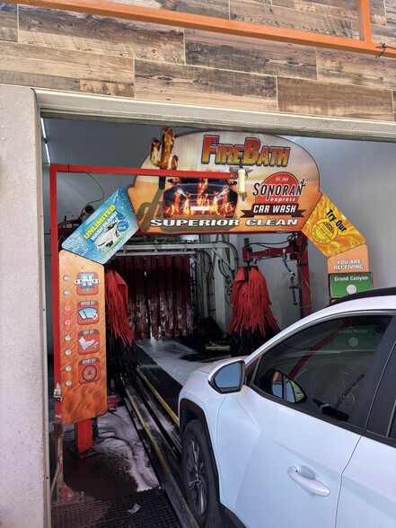More Photos Of 16843 N 43rd Ave, Phoenix Carwash For Sale