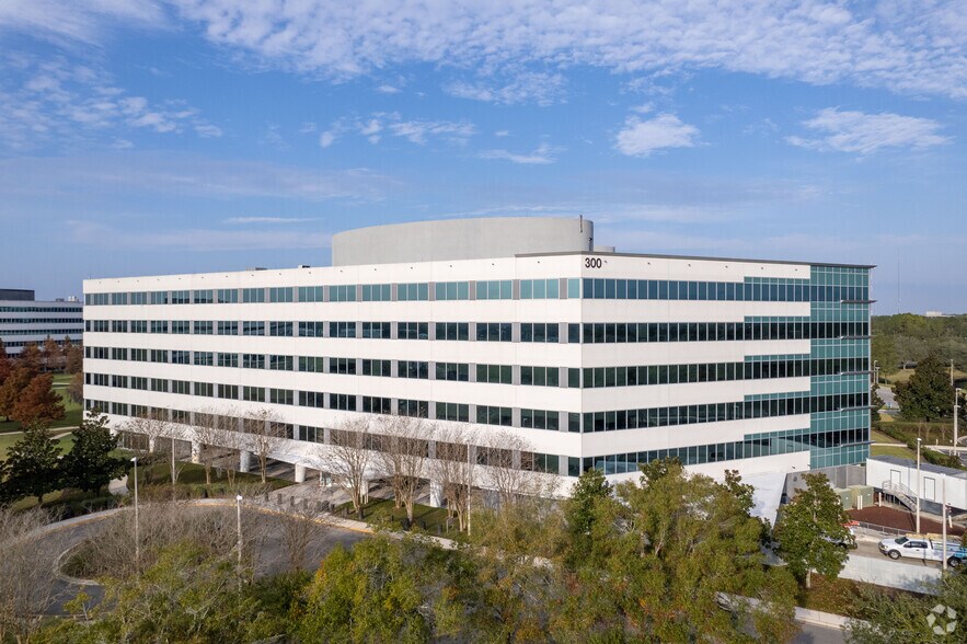 More Photos Of 4800 Deerwood Campus Pky, Jacksonville Unknown For Lease