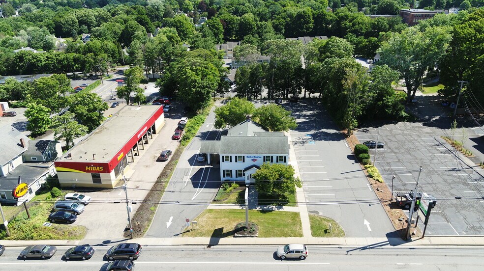 More Photos Of 223 E Main St, Marlborough Bank For Sale