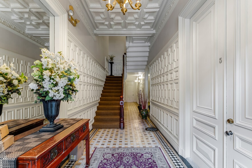 More Photos Of 57 Commonwealth Ave, Boston Apartments For Sale