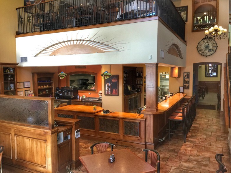 More Photos Of 1599 Esmeralda Ave, Minden Restaurant For Lease