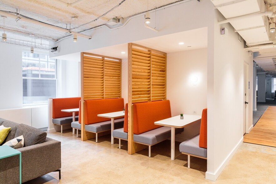 More Photos Of 75 Rockefeller Plaza, New York Office For Lease