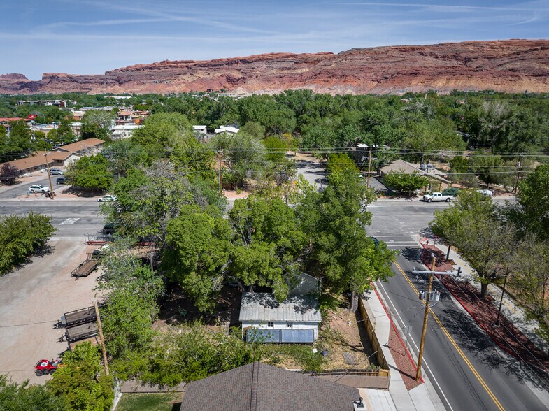 More Photos Of 86 E 300 S, Moab Flex For Sale