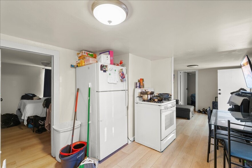 More Photos Of 4114 E 17th St, Oakland Apartments For Sale