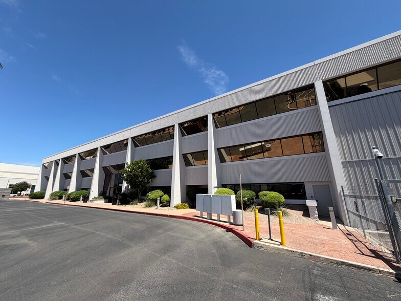 Primary Photo Of 14605 N Airport Dr, Scottsdale Airplane Hangar For Lease