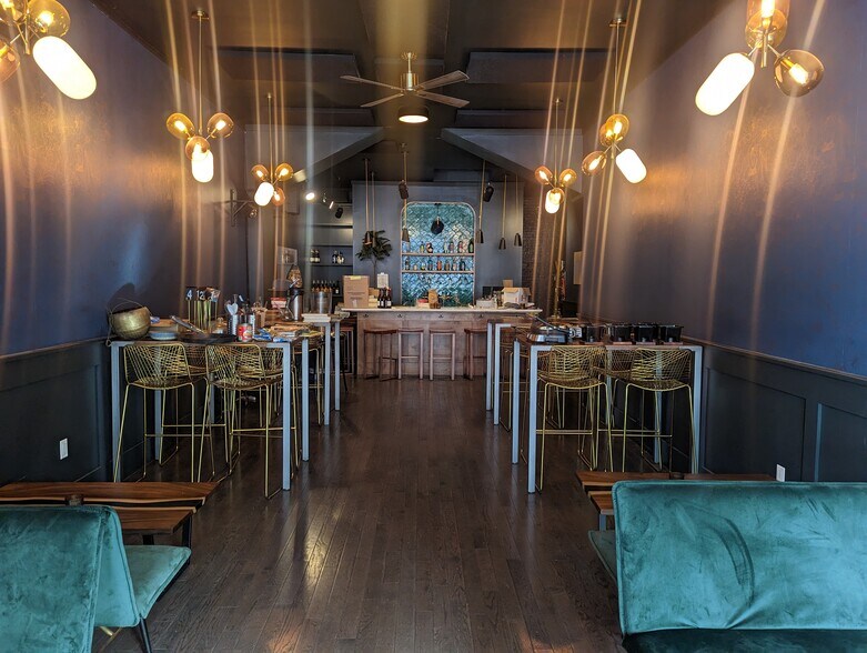 More Photos Of 581 Myrtle Ave, Brooklyn Restaurant For Lease