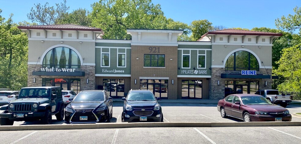 More Photos Of 951 Arbor Vitae St, Edwardsville Land For Sale