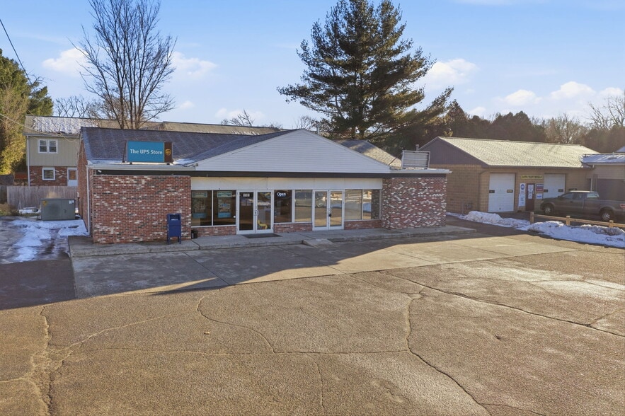 More Photos Of 1979-1981 Memorial Dr, Chicopee Freestanding For Sale