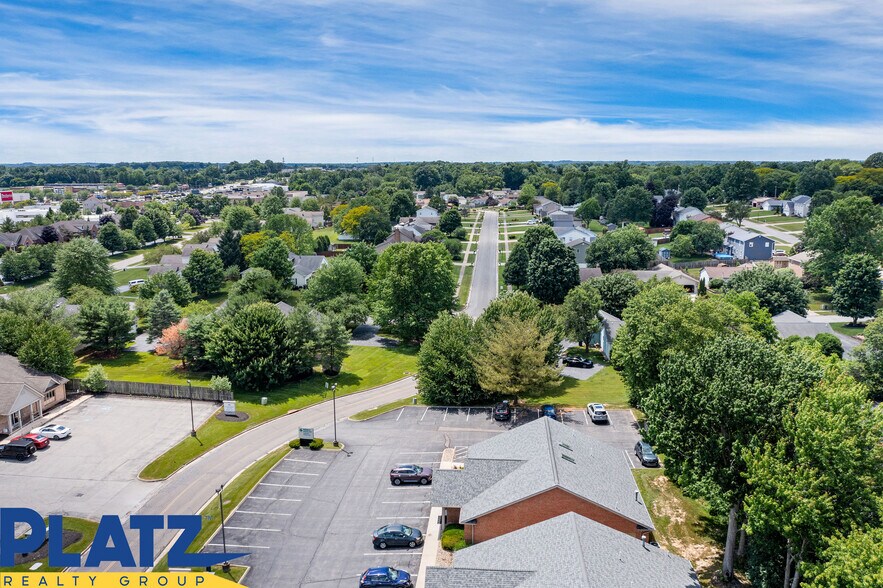 More Photos Of 900 Trailwood Dr, Youngstown Office For Sale