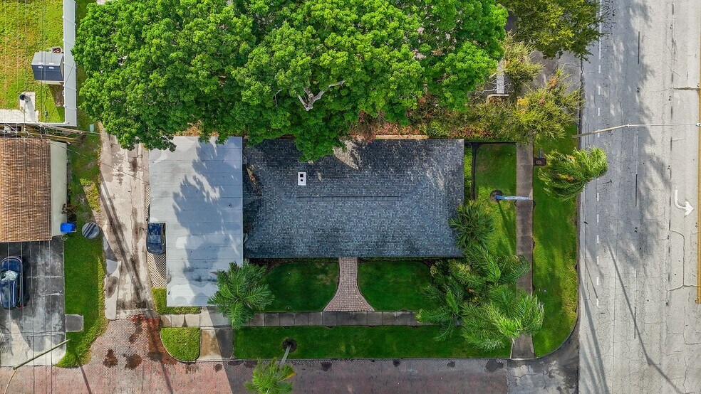 More Photos Of 4100 Central Ave, Saint Petersburg Office For Sale