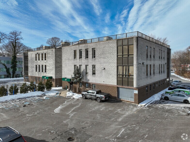 More Photos Of 515 Route 111, Hauppauge Medical For Lease