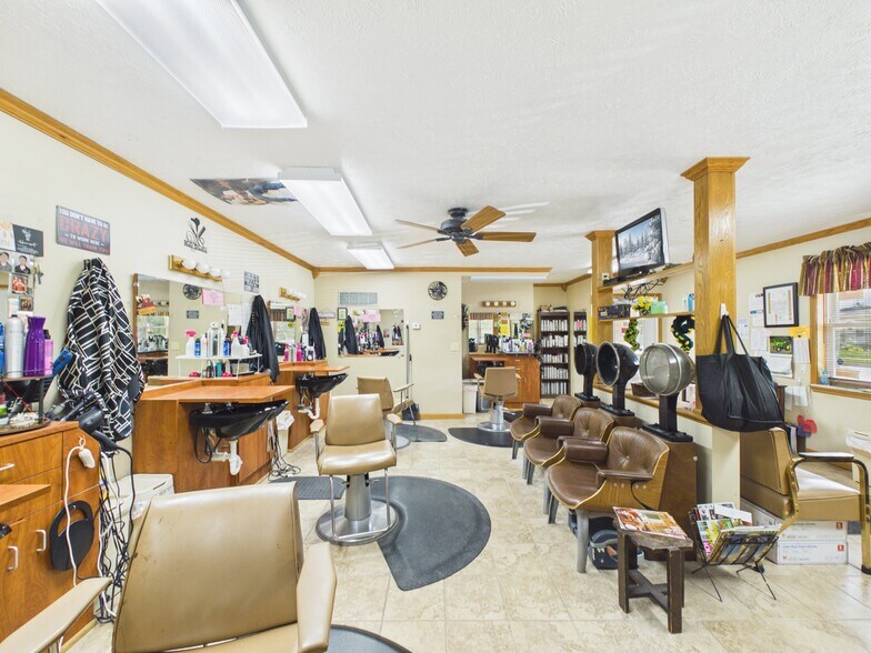 More Photos Of 414 Martin St, Greenville Office For Sale