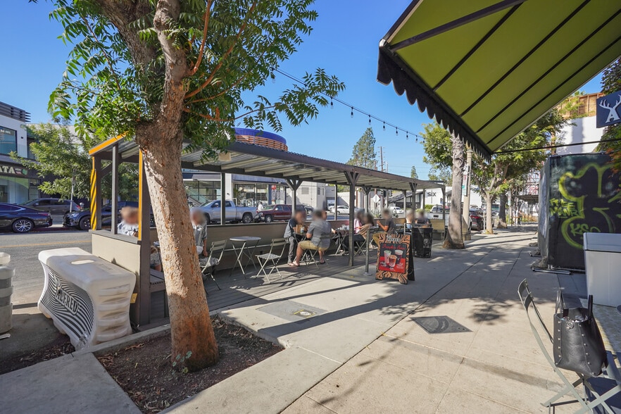 More Photos Of 12073-12077 Ventura Pl, Studio City Storefront Retail Residential For Sale