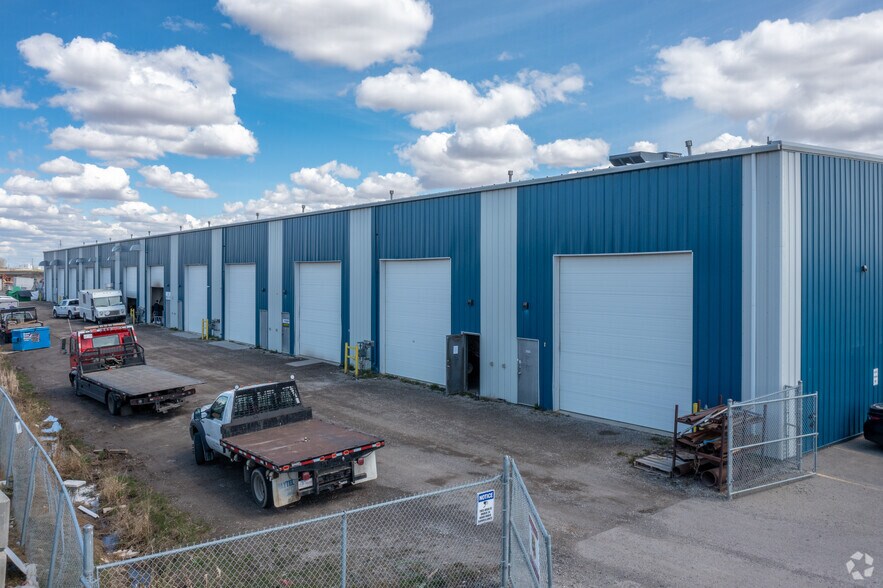 More Photos Of 8800 Venture Ave SE, Calgary Warehouse For Sale