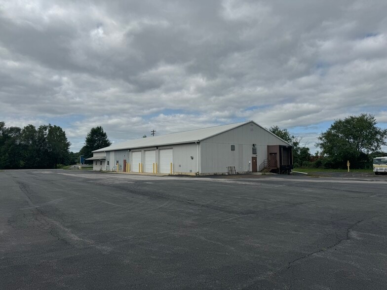 More Photos Of 120 Stover Dr, Carlisle Warehouse For Sale