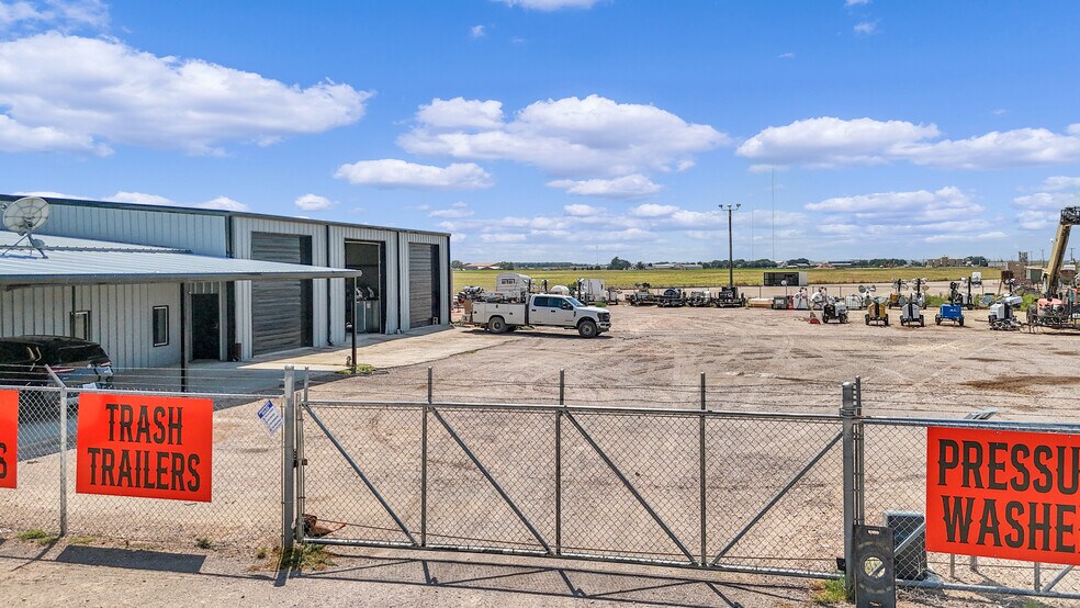 More Photos Of 8501 N FM 1788, Midland Warehouse For Sale