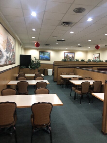 More Photos Of 107 N Main St, Payette Restaurant For Lease