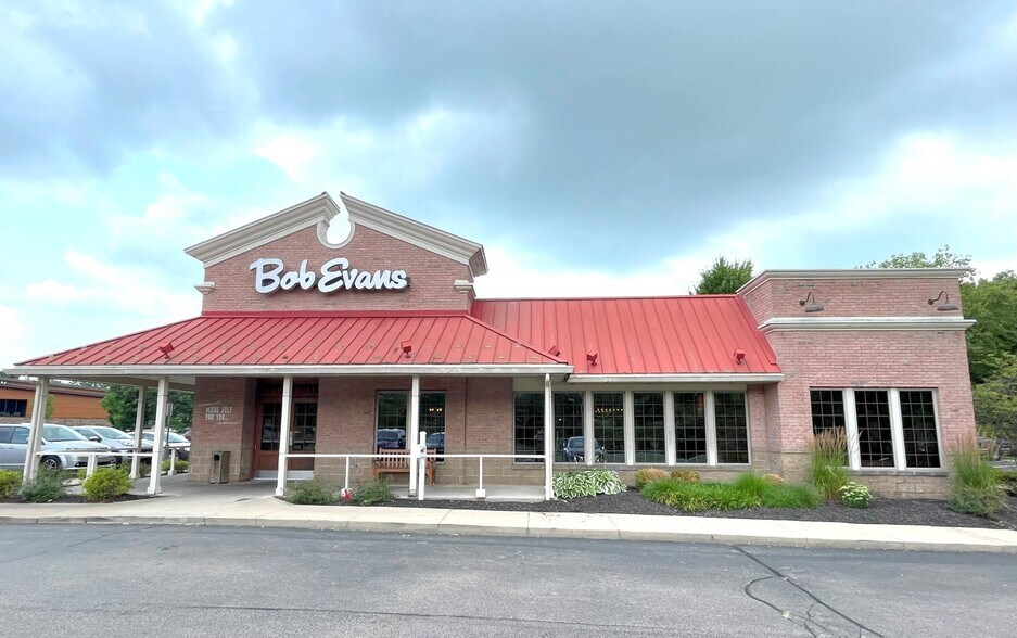 More Photos Of 99 Stubbs Mill Rd, Lebanon Restaurant For Sale