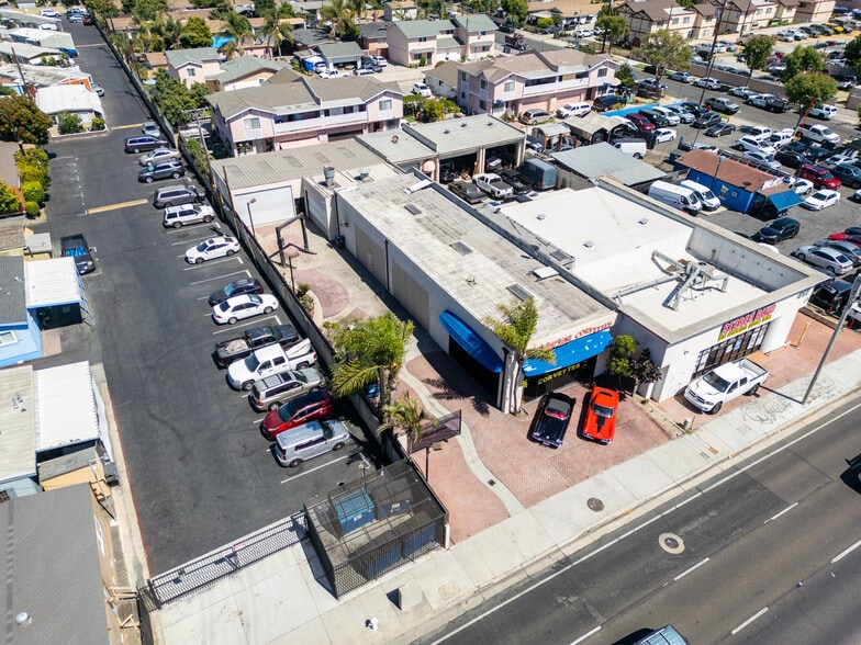 More Photos Of 411 S Harbor Blvd, Santa Ana Auto Dealership For Sale