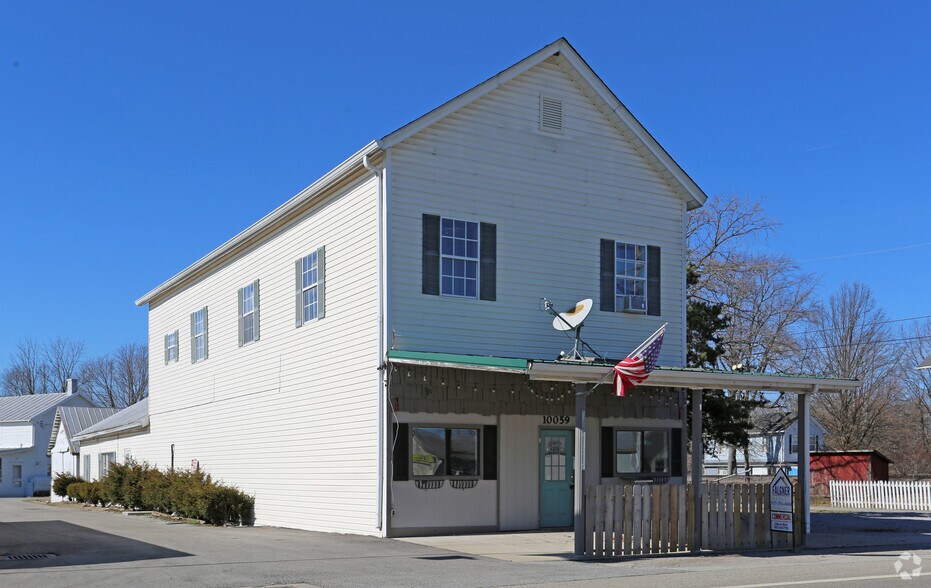Primary Photo Of 10059 State Route 132, Pleasant Plain General Retail For Sale