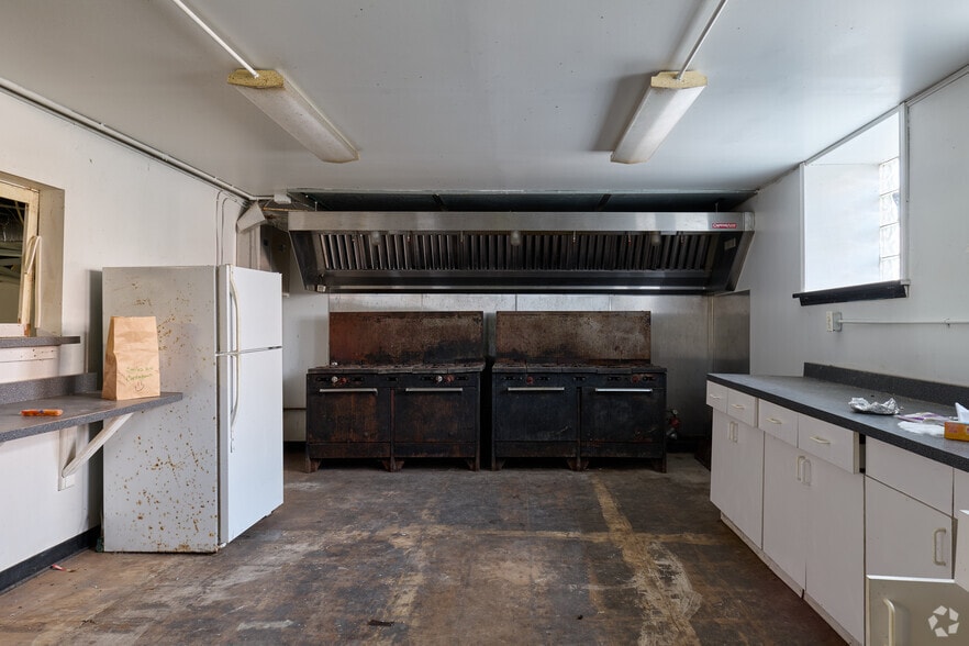 More Photos Of 159 Alexander St, Rochester Religious Facility For Sale