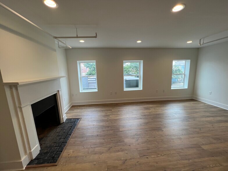 More Photos Of 600 W Main St, Charlottesville Apartments For Lease