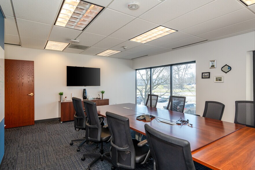 More Photos Of 3401 Park Center Dr, Dayton Office For Sale