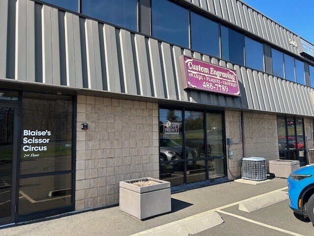 More Photos Of 540 E Main St, Branford Flex For Sale