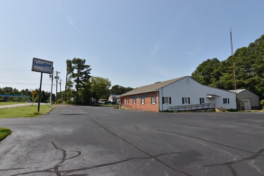 More Photos Of 7 Cicada Ln, Milford Office For Sale