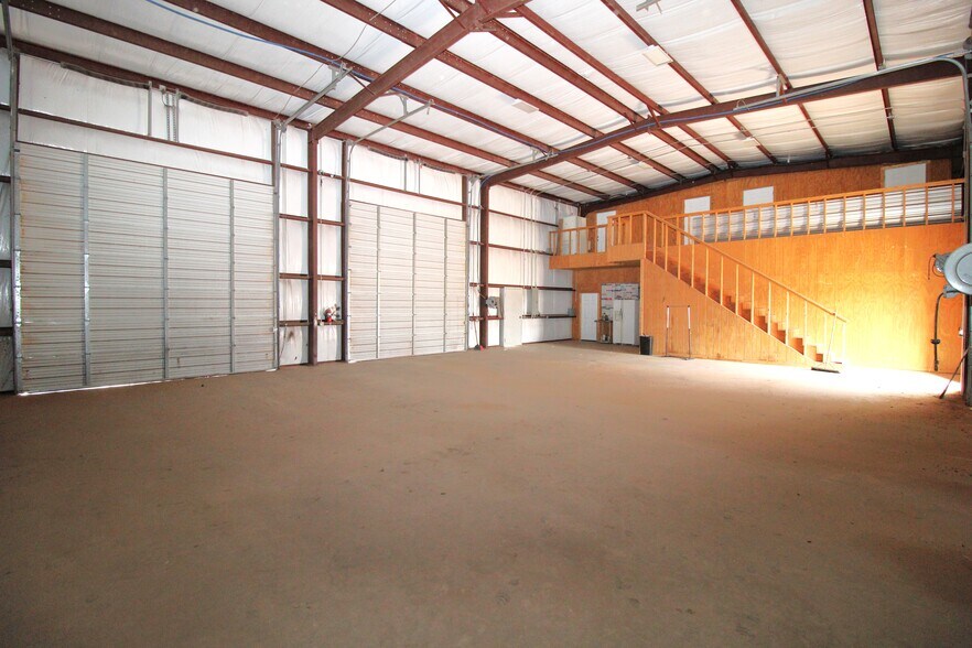 More Photos Of 5900 County Road 1142, Midland Warehouse For Sale