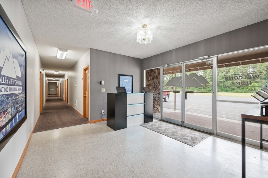 More Photos Of 1435 33rd Ave, Longview Specialty For Sale