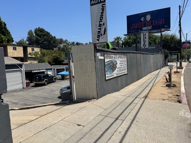 More Photos Of 2340 Hyperion Ave, Los Angeles Land For Sale