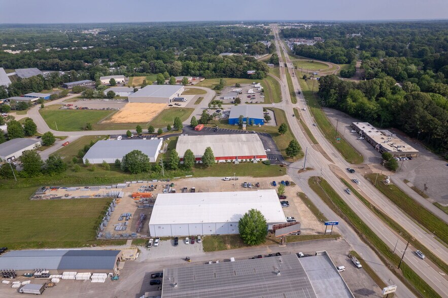 More Photos Of 176 Commerce Center Cir, Jackson Flex For Lease