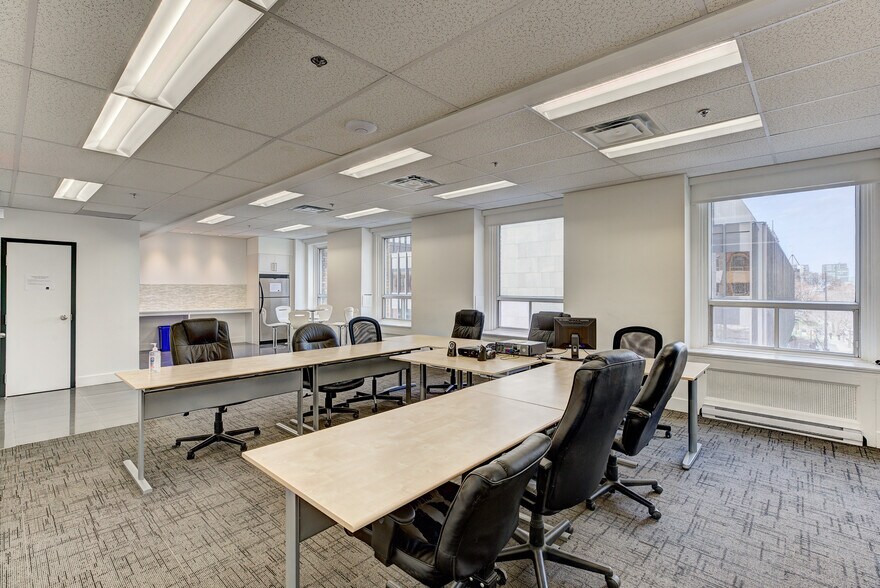 More Photos Of 510 Boul Saint-Laurent, Montréal Loft Creative Space For Sale