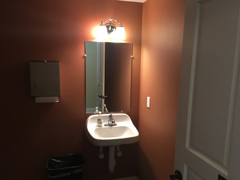 More Photos Of 1585 Rt-146, Rexford Office For Sale