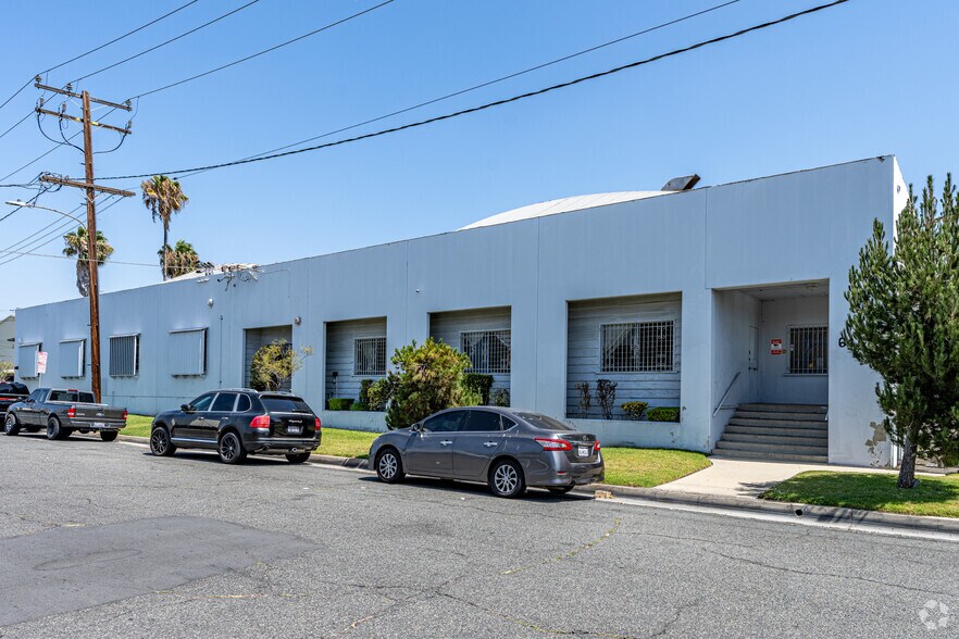 More Photos Of 6465 Corvette St, Commerce Manufacturing For Sale
