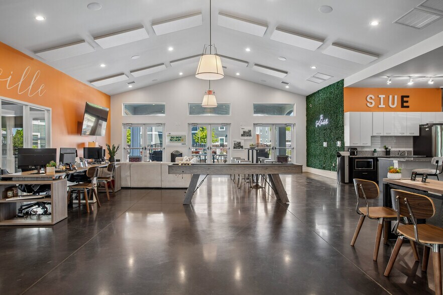 More Photos Of 1 Campus Edge Dr, Edwardsville Apartments For Sale