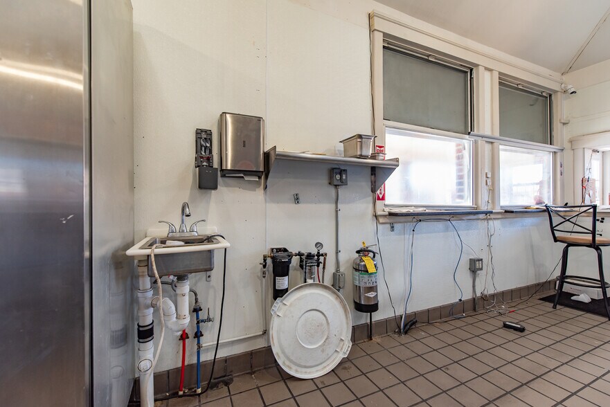 More Photos Of 420 Social St, Woonsocket Restaurant For Sale