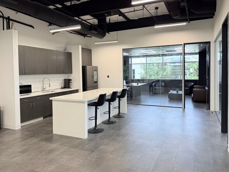 More Photos Of 31 Journey, Aliso Viejo Office For Lease