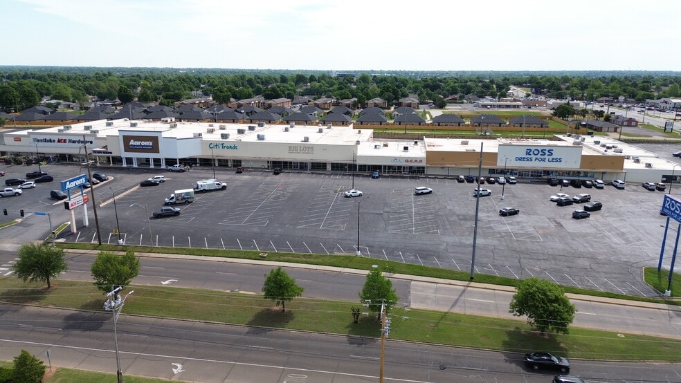 More Photos Of 100-200 N Air Depot Blvd, Oklahoma City Unknown For Lease