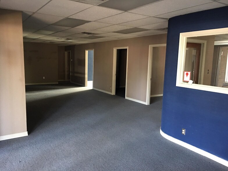 More Photos Of 9801 Anderson Mill Rd, Austin Loft Creative Space For Sale