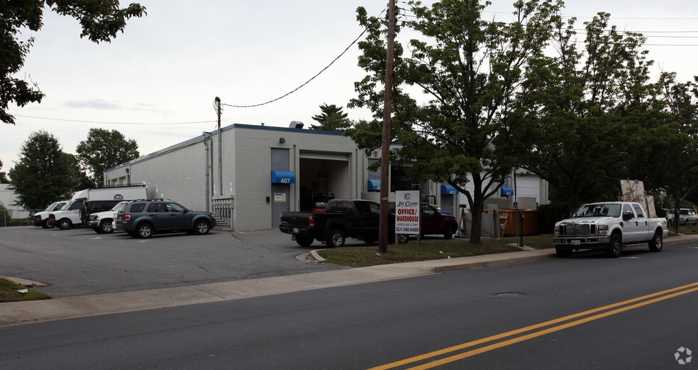 More Photos Of 401-407 N Stonestreet Ave, Rockville Warehouse For Lease