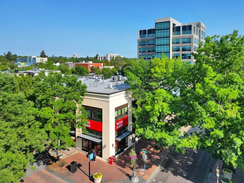 More Photos Of 45 W Broadway, Eugene Storefront Retail Residential For Lease