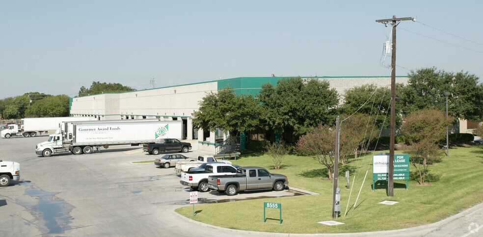 More Photos Of 8555 Loop 410 NE, San Antonio Distribution For Lease