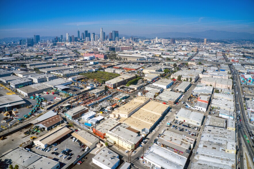 More Photos Of 2260-2268 E 15th St, Los Angeles Warehouse For Sale