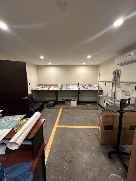 More Photos Of 7155 Dale Rd, El Paso Warehouse For Sale