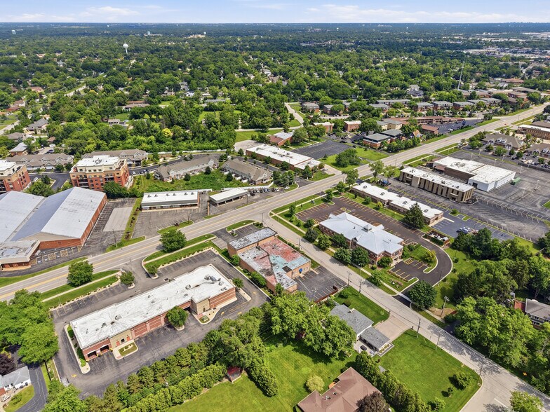 More Photos Of 6502-6504 W Joliet Rd, Countryside Office For Sale