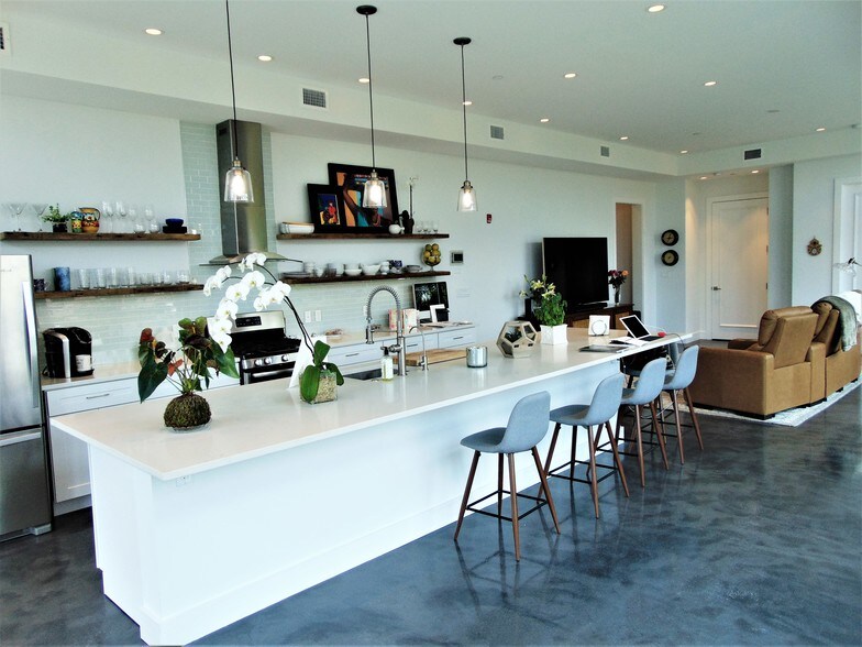 More Photos Of 226 Palm Ct, Delray Beach Medical For Sale